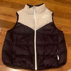 Nike woman’s Vest - purple and White